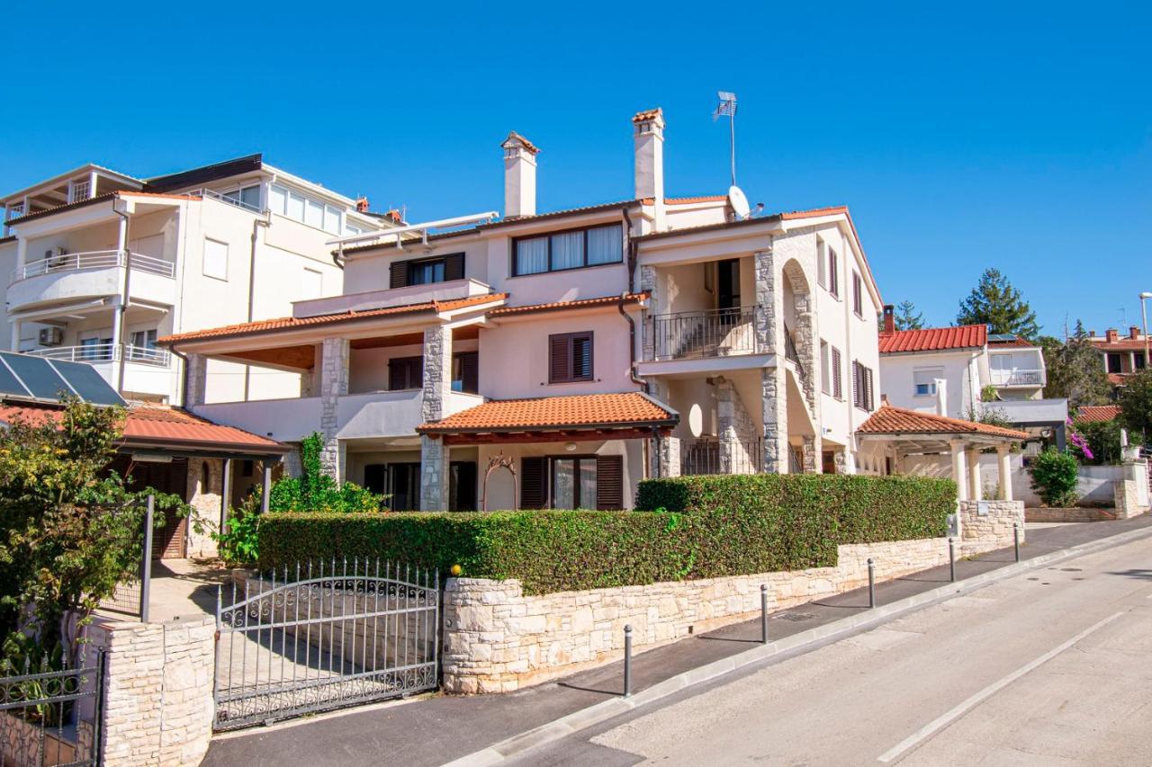 Apartment 50m From The